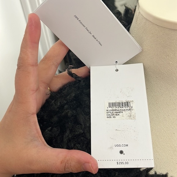 UGG fur jacket - Picture 12 of 17